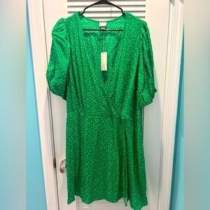 NWT green polka dot casual dress